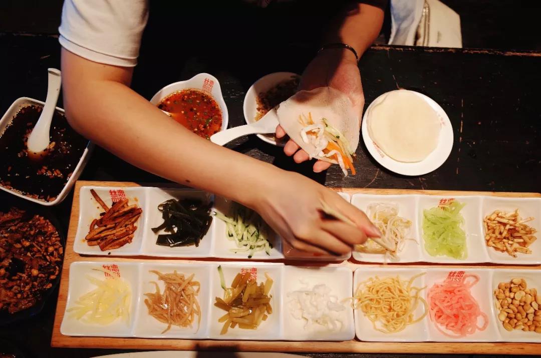 贵州美食——丝娃娃